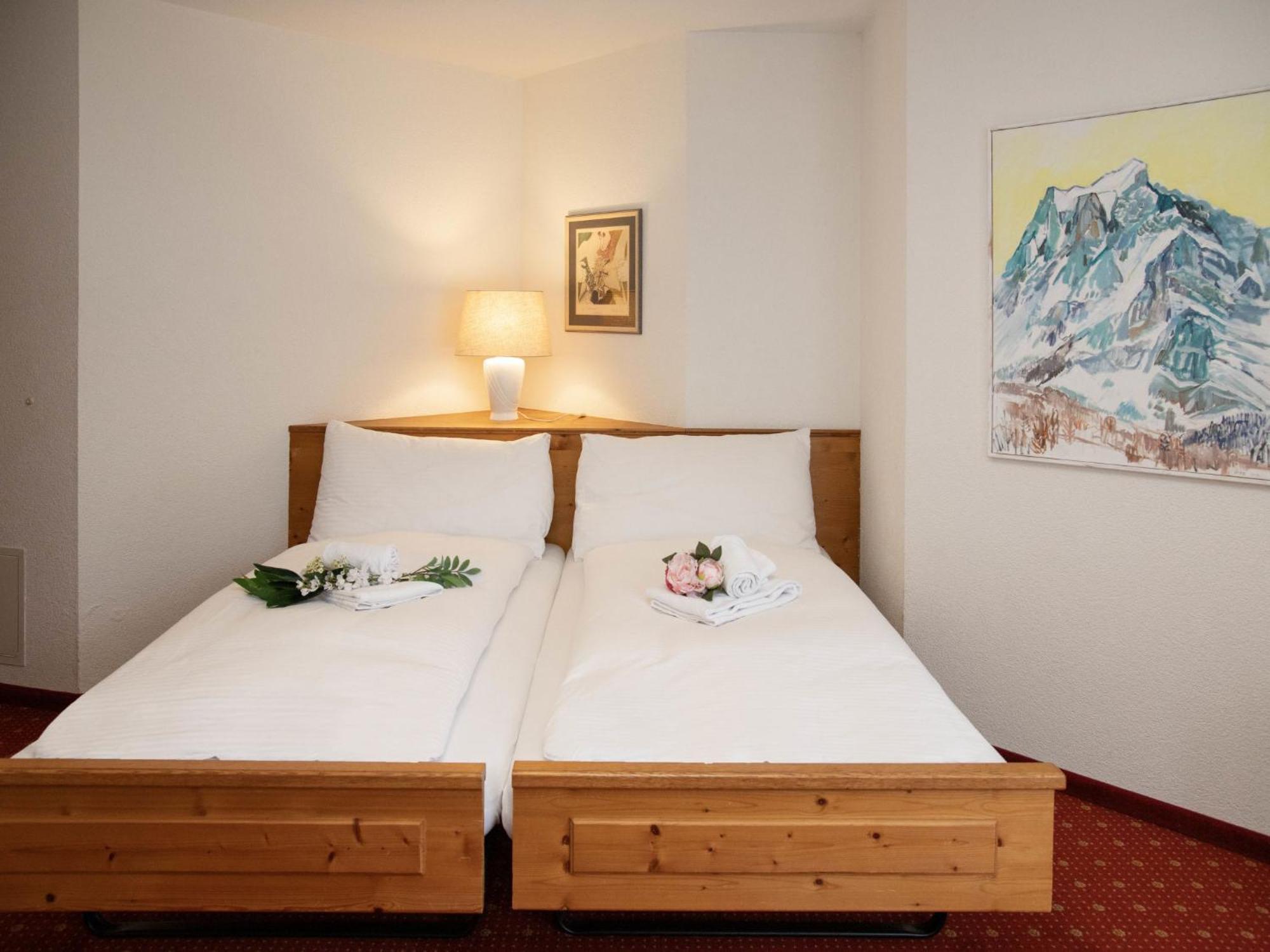 Apartment Chalet Abendrot Apartments-27 By Interhome جريندلوالد المظهر الخارجي الصورة
