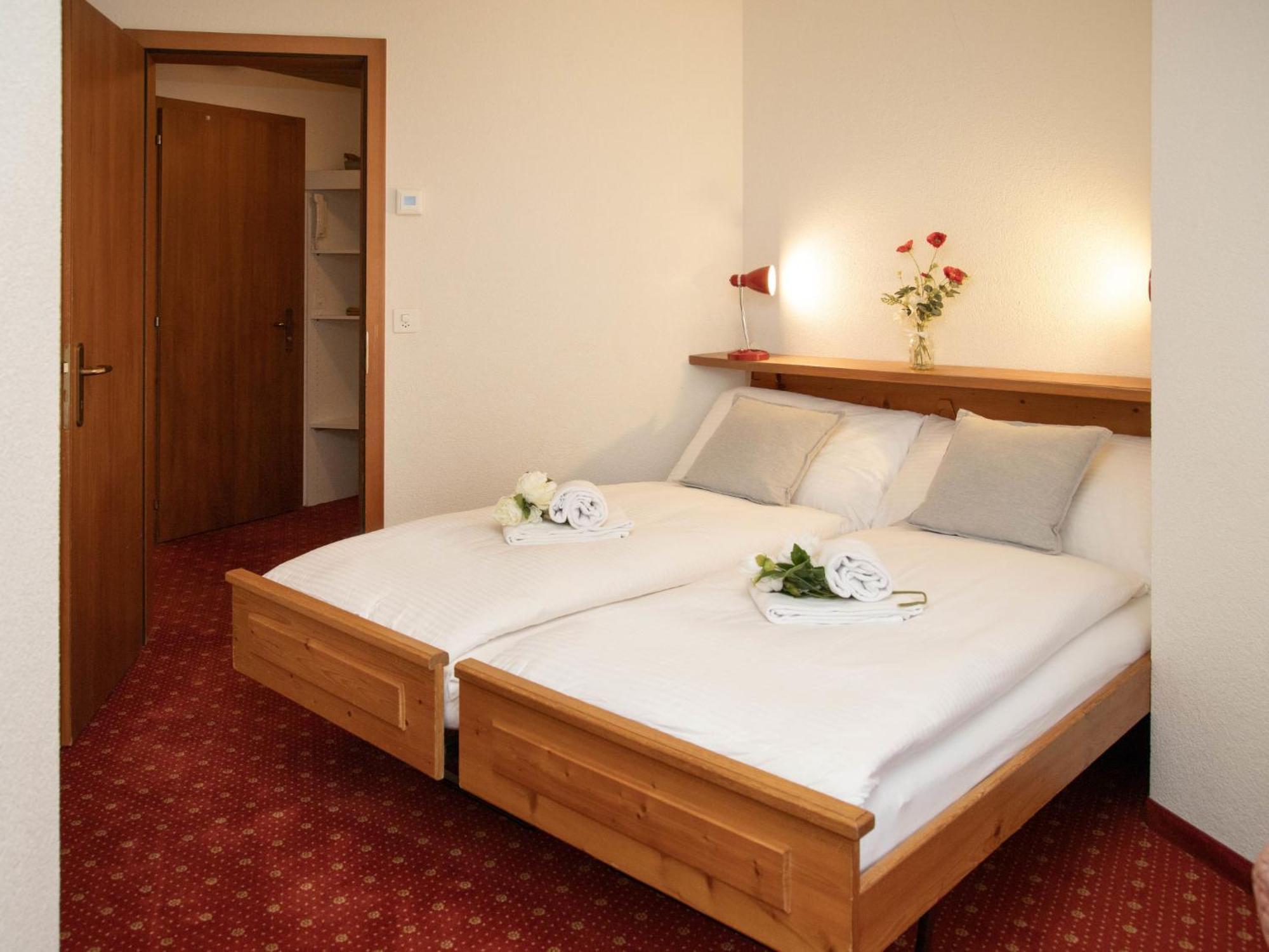 Apartment Chalet Abendrot Apartments-27 By Interhome جريندلوالد المظهر الخارجي الصورة